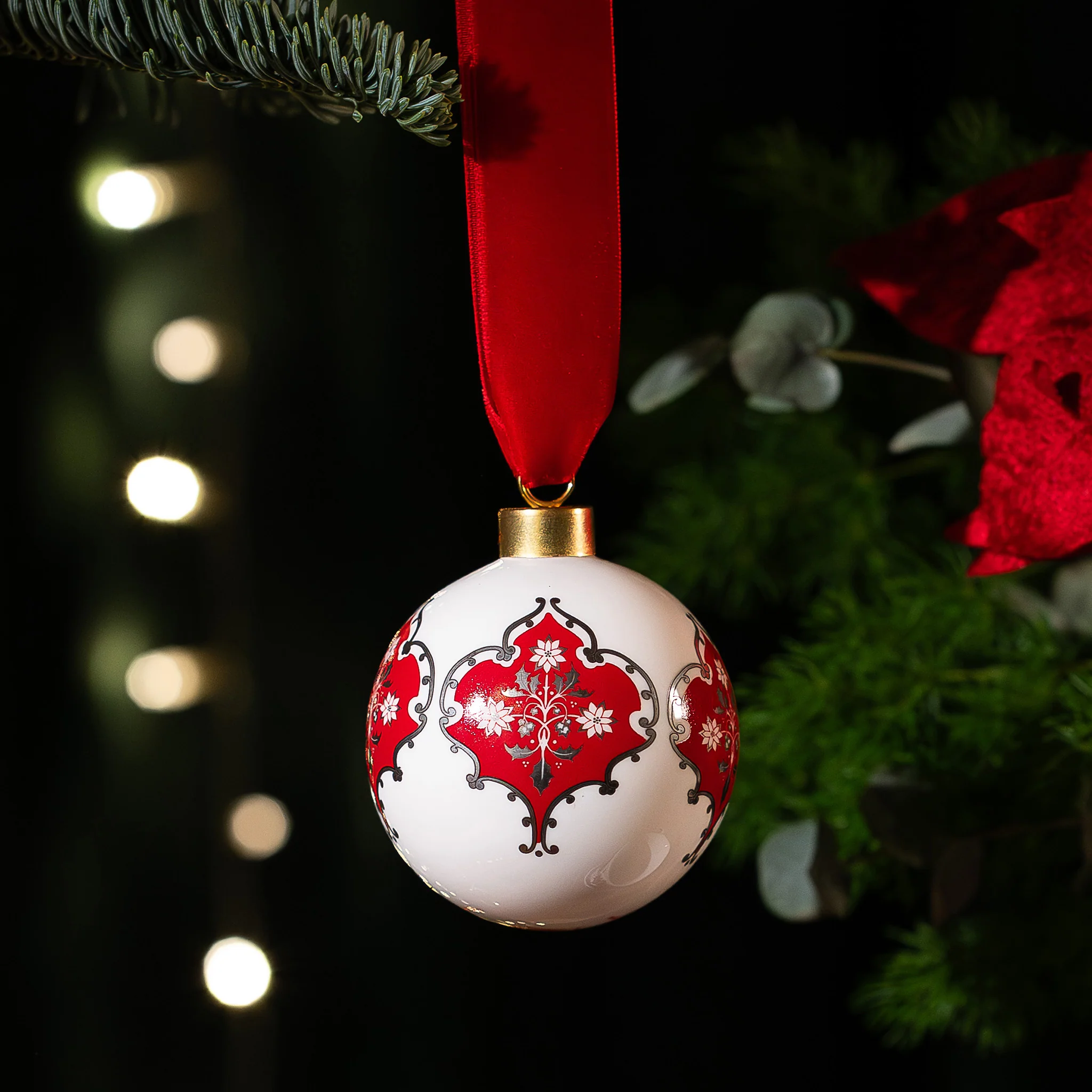 Limited Edition House of Commons Christmas Bauble - Image 3